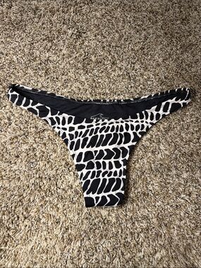 Pakaloha Koki Bikini Bottom Hebrew Shell